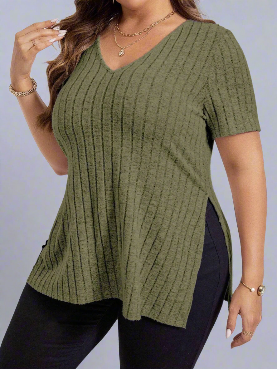 Top ~Short Sleeve Side Split