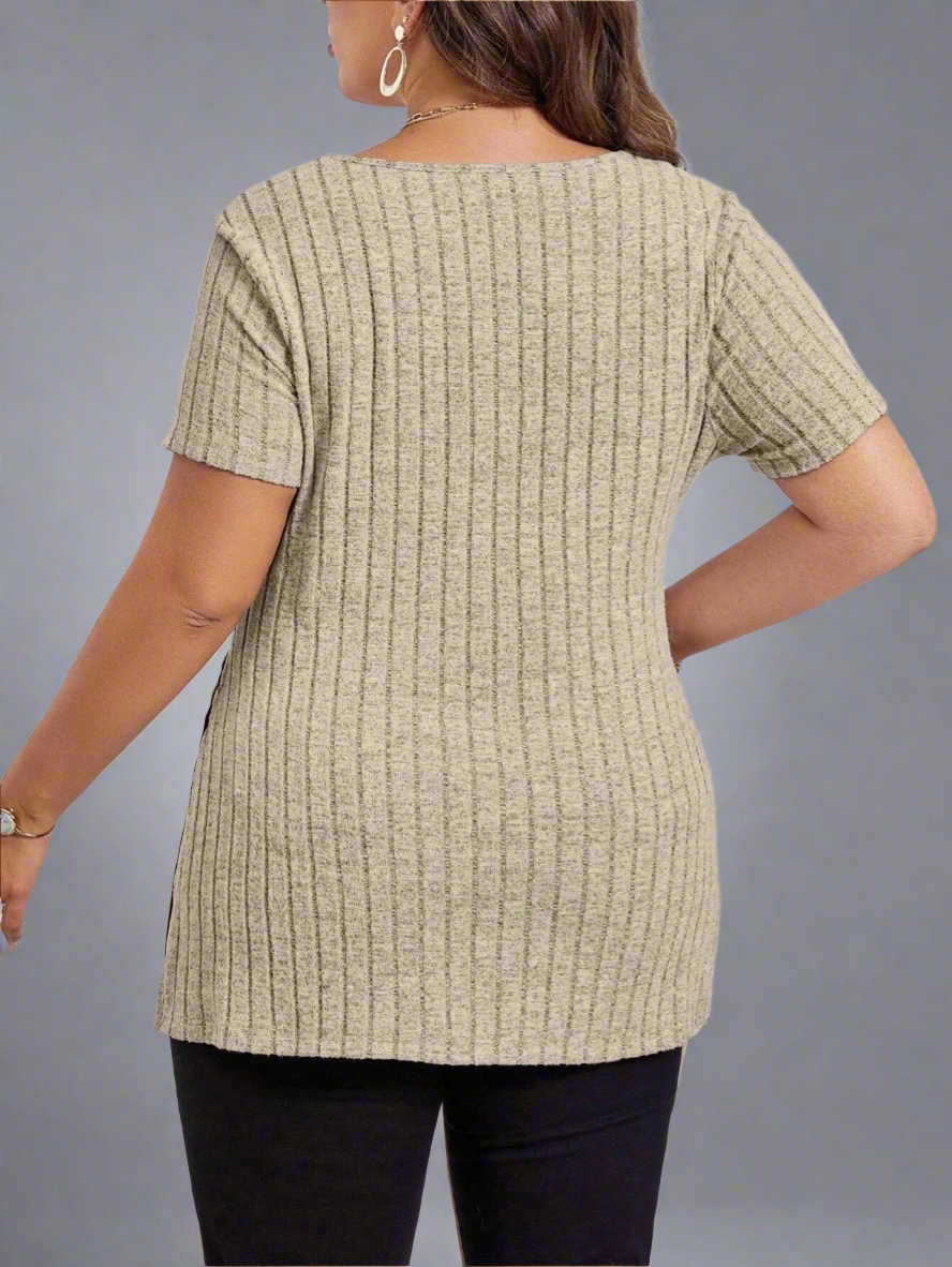 Top ~Short Sleeve Side Split