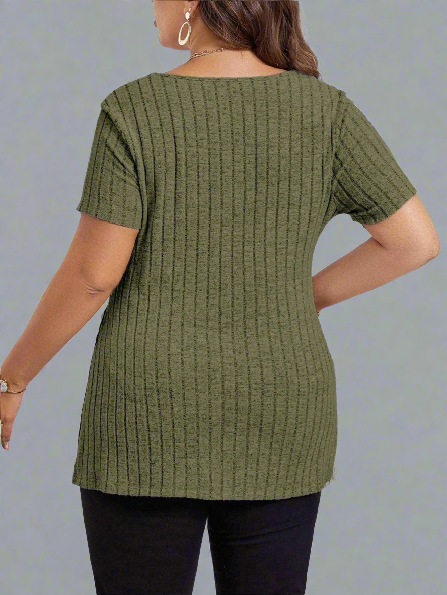Top ~Short Sleeve Side Split
